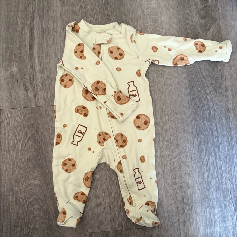 Baby milk and cookie onesie